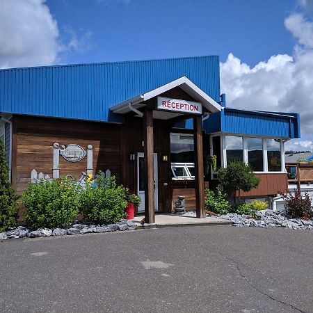 Motel Claude Degelis Exteriör bild